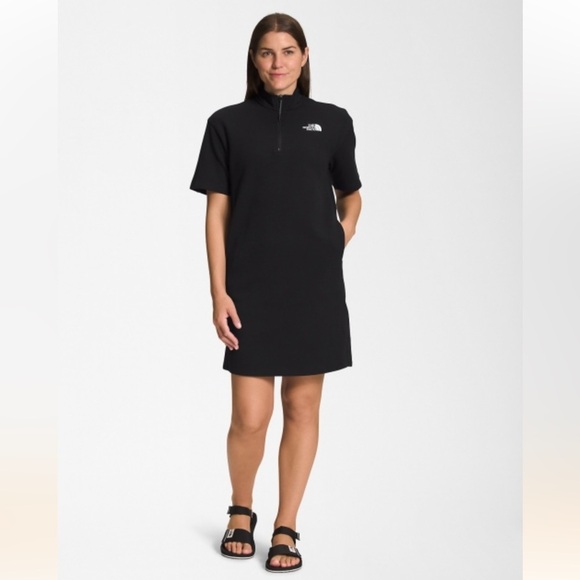The North Face TNF Tech Dress in Black NWOT - Picture 1 of 13